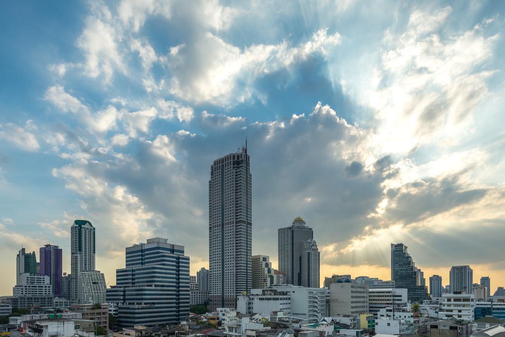 Silom City Hotel Бангкок Екстер'єр фото