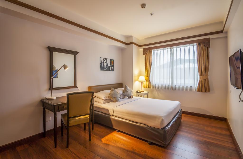 Silom City Hotel Бангкок Екстер'єр фото