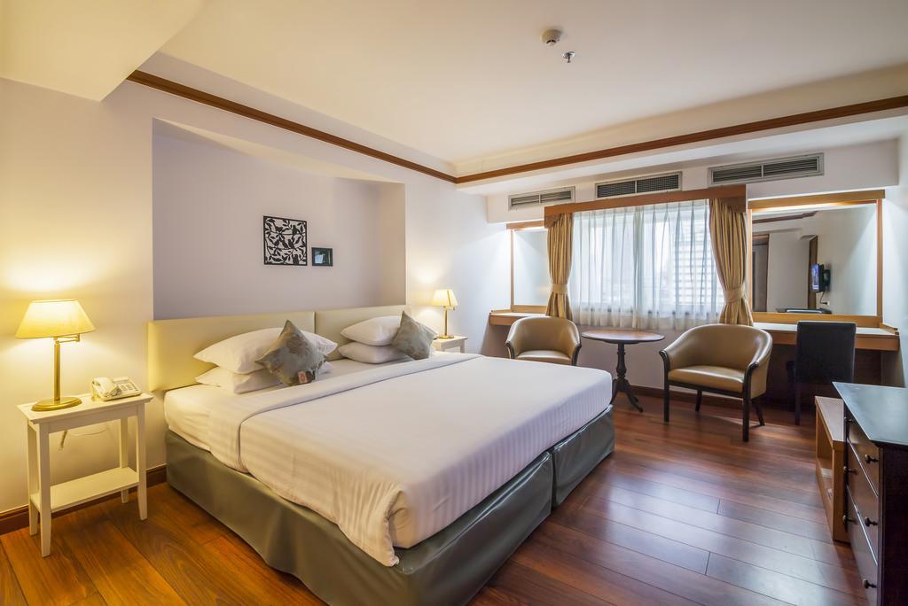 Silom City Hotel Бангкок Екстер'єр фото