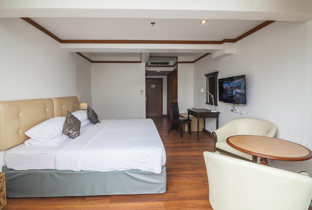 Silom City Hotel Бангкок Екстер'єр фото