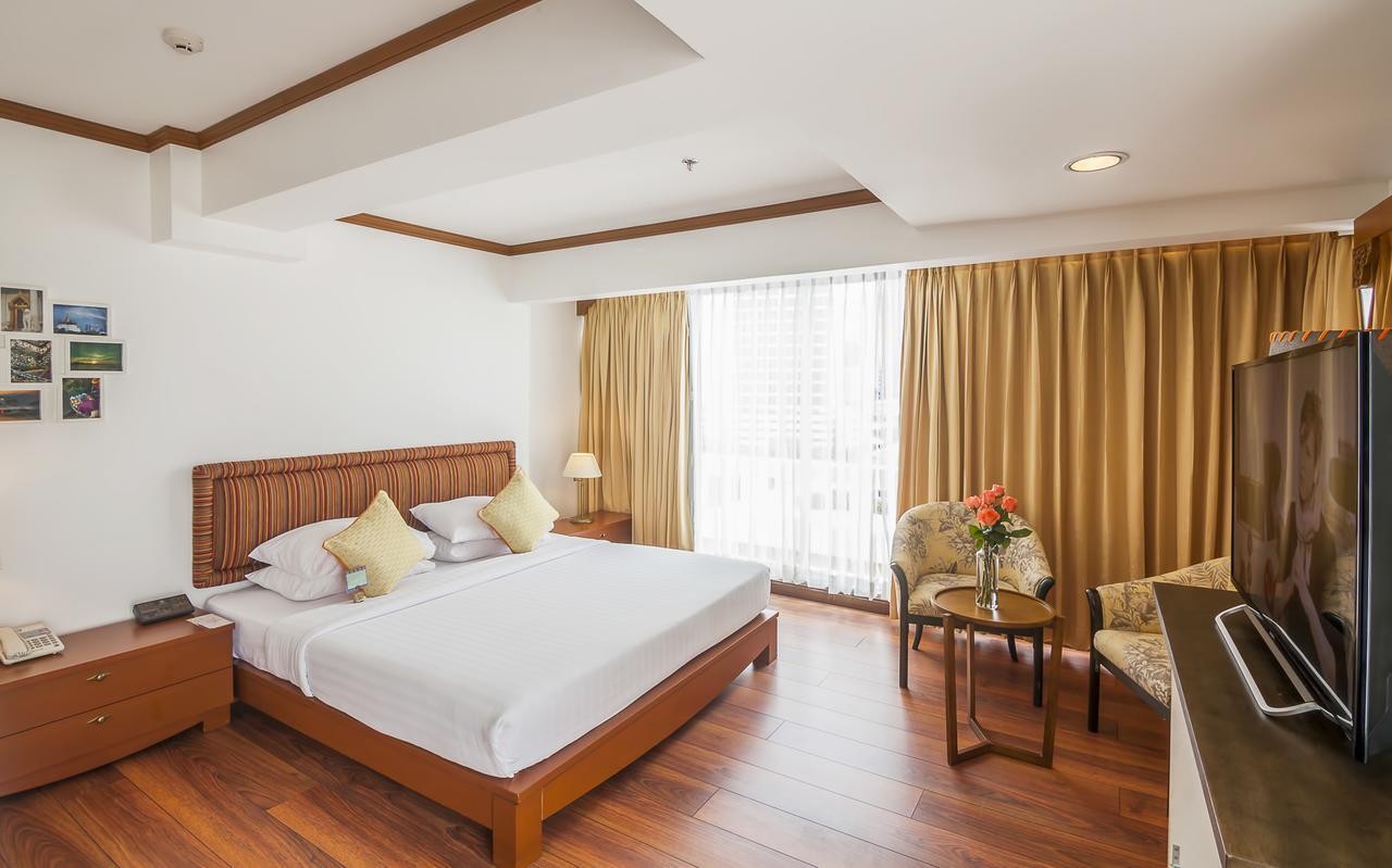 Silom City Hotel Бангкок Екстер'єр фото