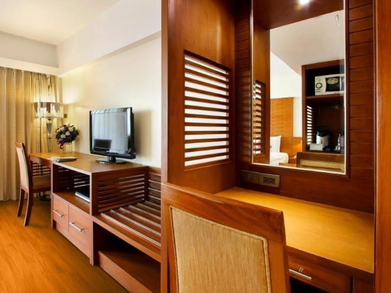 Silom City Hotel Бангкок Екстер'єр фото